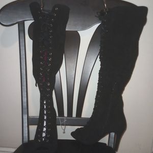 Brand new black lace-up suede boots